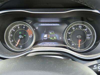 2021 Jeep Cherokee LIMITED  SUPER CHERRY ! SUPER MINT ! SUPER LOW MILES ! - Photo 26 - Honolulu, HI 96818