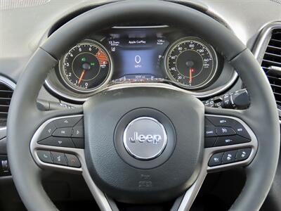 2021 Jeep Cherokee LIMITED  SUPER CHERRY ! SUPER MINT ! SUPER LOW MILES ! - Photo 23 - Honolulu, HI 96818