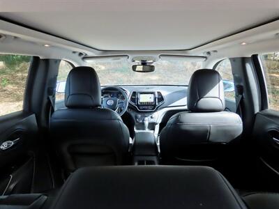 2021 Jeep Cherokee LIMITED  SUPER CHERRY ! SUPER MINT ! SUPER LOW MILES ! - Photo 13 - Honolulu, HI 96818