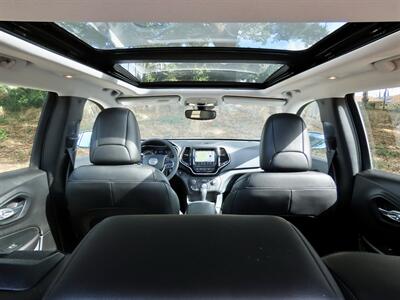 2021 Jeep Cherokee LIMITED  SUPER CHERRY ! SUPER MINT ! SUPER LOW MILES ! - Photo 14 - Honolulu, HI 96818
