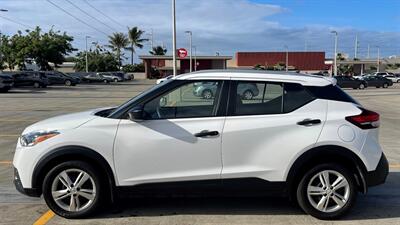 2018 Nissan Kicks S  RARE FIND ! - Photo 2 - Honolulu, HI 96818