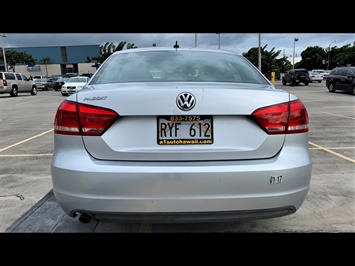 2013 Volkswagen Passat S PZEV   - Photo 6 - Honolulu, HI 96818