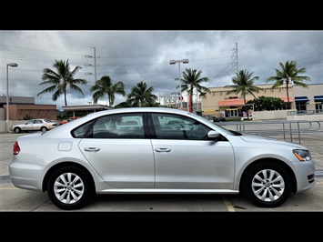 2013 Volkswagen Passat S PZEV   - Photo 4 - Honolulu, HI 96818