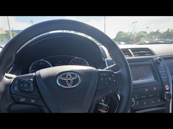 2016 Toyota Camry LE   TOYOTA QUALITY !  RELIABLE AND BEAUTIFUL! - Photo 9 - Honolulu, HI 96818