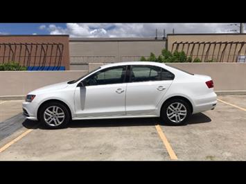 2015 Volkswagen Jetta PZEV GERMAN PRECISION DESIGN !  NICE RIDE ! STYLE & DESIGN ! VERY AFFORDABLE ! - Photo 2 - Honolulu, HI 96818