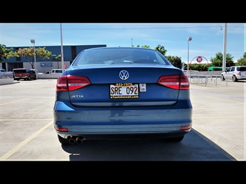 2015 Volkswagen Jetta S  SILK BLUE DIAMOND SLEEK & AFFORDABLE ! - Photo 6 - Honolulu, HI 96818