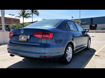 2015 Volkswagen Jetta S  SILK BLUE DIAMOND SLEEK & AFFORDABLE ! - Photo 5 - Honolulu, HI 96818