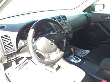 2012 Nissan Altima 2.5  FULL SIZE COMFORT ! LOW MILES ! - Photo 18 - Honolulu, HI 96818