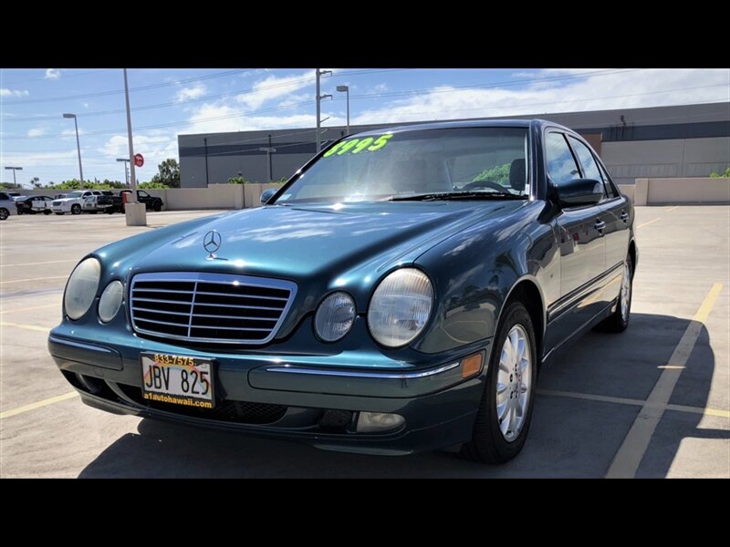 2000 Mercedes-Benz E 320  LUXURY COMFORT & STYLE !