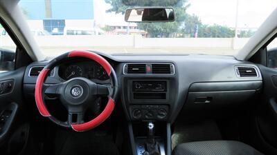 2012 Volkswagen Jetta SPORT RED ROCKET !  VERY VERY AFFORDABLE ! - Photo 10 - Honolulu, HI 96818