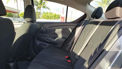 2018 Nissan Versa SV  NISSAN QUALITY !  GAS SAVER ! - Photo 12 - Honolulu, HI 96818