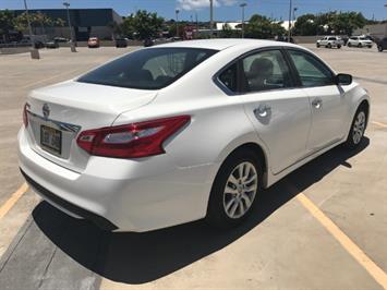 2016 Nissan Altima 2.5 S  RELIABLE & COMFORTABLE ! - Photo 5 - Honolulu, HI 96818