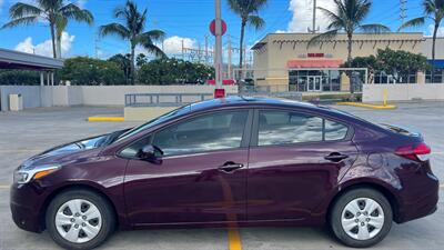 2017 Kia Forte LX  SPORTY GAS SAVER! - Photo 2 - Honolulu, HI 96818