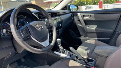 2017 Toyota Corolla LE  RELIABLE & AFFORDABLE GAS SAVER! - Photo 11 - Honolulu, HI 96818