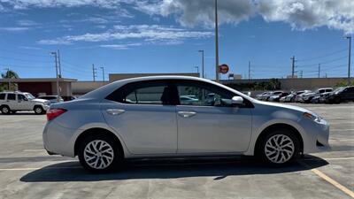 2017 Toyota Corolla LE  RELIABLE & AFFORDABLE GAS SAVER! - Photo 4 - Honolulu, HI 96818