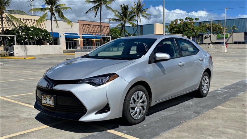 2017 Toyota Corolla LE LE 4dr Sedan
