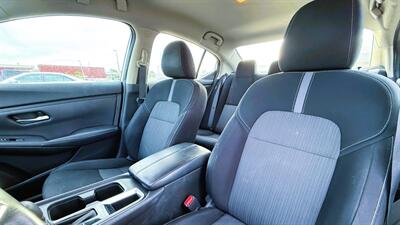2022 Nissan Sentra SV   - Photo 9 - Honolulu, HI 96818