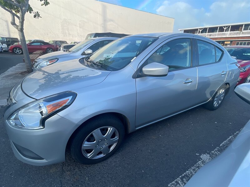 2017 Nissan Versa 1.6 SV  NISSAN QUALITY ! 1.6 SV 4dr Sedan