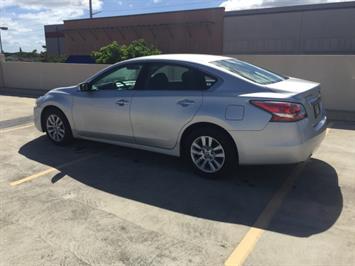 2014 Nissan Altima 2.5 S AFFORDABLE! WE FINANCE!  FULL SIZE COMFORT ! - Photo 6 - Honolulu, HI 96818