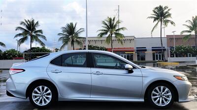 2018 Toyota Camry LE  RELIABLE AND BEAUTIFUL! - Photo 15 - Honolulu, HI 96818