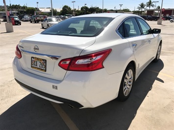 2016 Nissan Altima 2.5 S  FULL SIZE COMFORT ! - Photo 3 - Honolulu, HI 96818