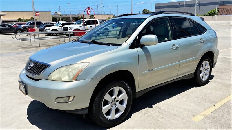 2004 Lexus RX 330  VERY AFFORDABLE  ***WE FINANCE***  ULTIMATE LUXURY! SUPER LOW MILES!