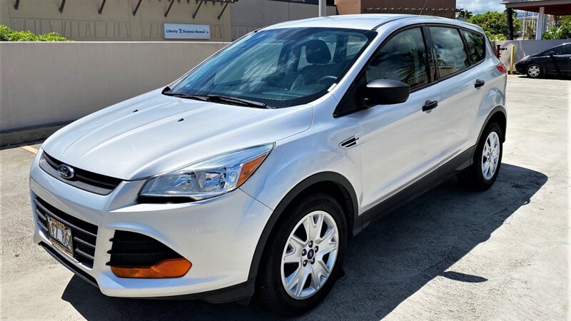 2016 Ford Escape S  BUILT FORD TOUGH ! S 4dr SUV