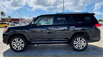 2010 Toyota 4Runner Limited  SUNROOF  LEATHER  4X4 - Photo 2 - Honolulu, HI 96818