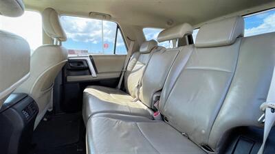 2010 Toyota 4Runner Limited  SUNROOF  LEATHER  4X4 - Photo 11 - Honolulu, HI 96818