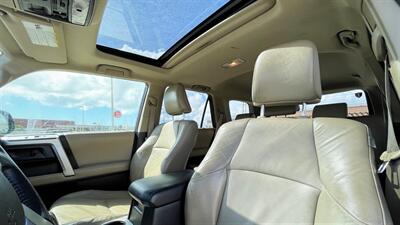 2010 Toyota 4Runner Limited  SUNROOF  LEATHER  4X4 - Photo 10 - Honolulu, HI 96818