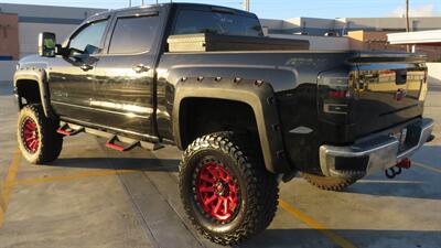 2015 Chevrolet Silverado 1500 LT  4 WHEEL DRIVE MONSTER ! - Photo 3 - Honolulu, HI 96818