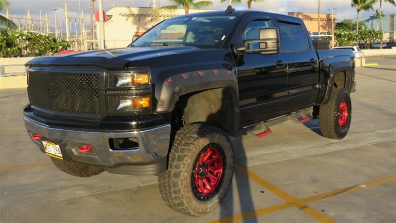 2015 Chevrolet Silverado 1500 LT  4 WHEEL DRIVE MONSTER !