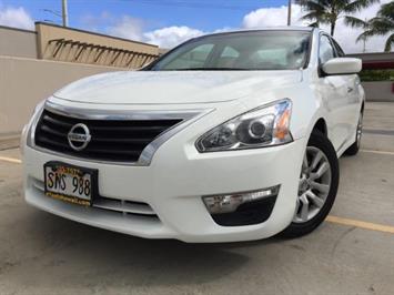 2015 Nissan Altima 2.5 NISSAN QUALITY !  LUXURY GAS SAVER! AFFORDABLE ! - Photo 1 - Honolulu, HI 96818