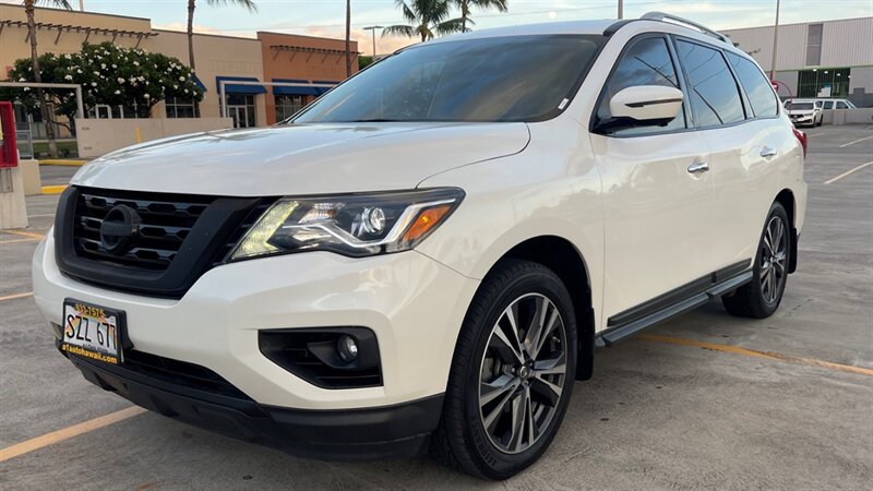 2017 Nissan Pathfinder Platinum 4x4 Platinum 4dr SUV