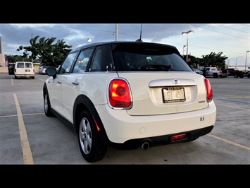 2015 MINI Hardtop 4 Door Cooper  LowMiles Panoramic + extras - Photo 5 - Honolulu, HI 96818