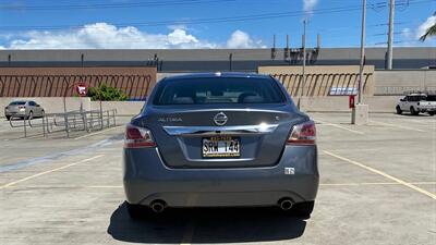 2015 Nissan Altima 2.5 NISSAN QUALITY !  FULL SIZE COMFORT ! - Photo 5 - Honolulu, HI 96818