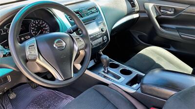 2015 Nissan Altima 2.5 NISSAN QUALITY !  FULL SIZE COMFORT ! - Photo 10 - Honolulu, HI 96818