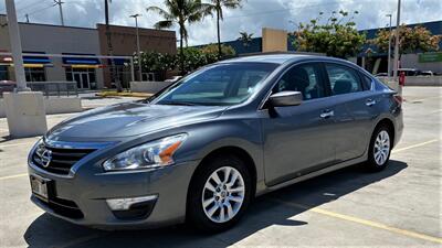 2015 Nissan Altima 2.5 NISSAN QUALITY !  FULL SIZE COMFORT ! - Photo 1 - Honolulu, HI 96818