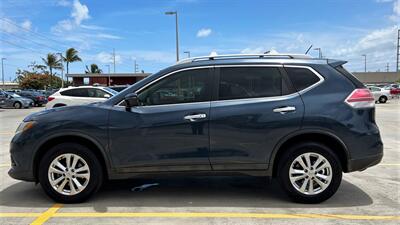 2016 Nissan Rogue SV  NISSAN QUALITY !  RELIABLE & COMFORTABLE ! - Photo 2 - Honolulu, HI 96818