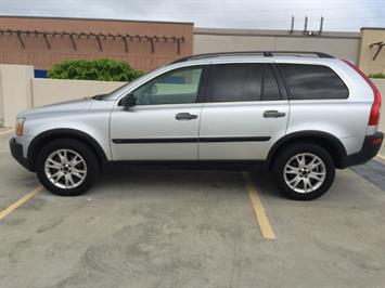 2005 Volvo XC90 2.5T EZ 2 FINANCE!  PRICED TO SELL! - Photo 9 - Honolulu, HI 96818