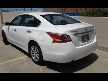 2015 Nissan Altima 2.5 S  full SIZE COMFORT ! - Photo 4 - Honolulu, HI 96818