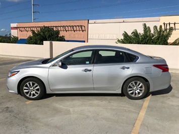 2016 Nissan Altima 2.5 NISSAN QUALITY !  FULL SIZE COMFORT ! - Photo 2 - Honolulu, HI 96818