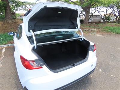 2025 Toyota Camry LE   - Photo 9 - Honolulu, HI 96818