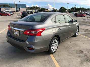 2017 Nissan Sentra SV NISSAN QUALITY !  MIDSIZE COMFORT ! GAS SAVER ! - Photo 4 - Honolulu, HI 96818