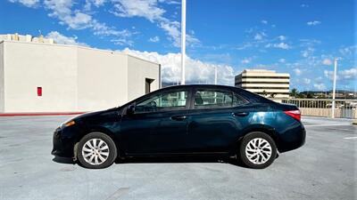 2017 Toyota Corolla LE   TOYOTA QUALITY !  RELIABLE & AFFORDABLE GAS SAVER ! - Photo 8 - Honolulu, HI 96818