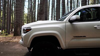 2021 Toyota Tacoma 4X4  TRD OFF ROAD SPORT  RARE COLOR WHITE PEARL  ! LIKE NEW ! - Photo 22 - Honolulu, HI 96818