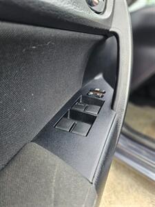 2017 Toyota Corolla LE RELIABLE & AFFORDABLE GAS SAVER ! - Photo 12 - Honolulu, HI 96818