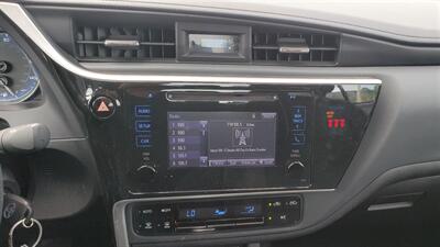 2018 Toyota Corolla LE   TOYOTA QUALITY !  RELIABLE & AFFORDABLE GAS SAVER ! - Photo 11 - Honolulu, HI 96818