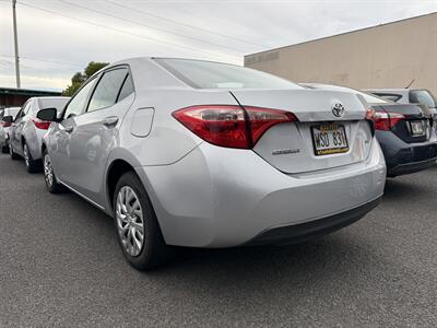 2018 Toyota Corolla LE   TOYOTA QUALITY !  BUILT TO LAST ! - Photo 2 - Honolulu, HI 96818