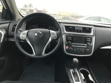 2016 Nissan Altima 2.5 NISSAN QUALITY !  FULL Size Comfort ! AFFORDABLE ! - Photo 10 - Honolulu, HI 96818